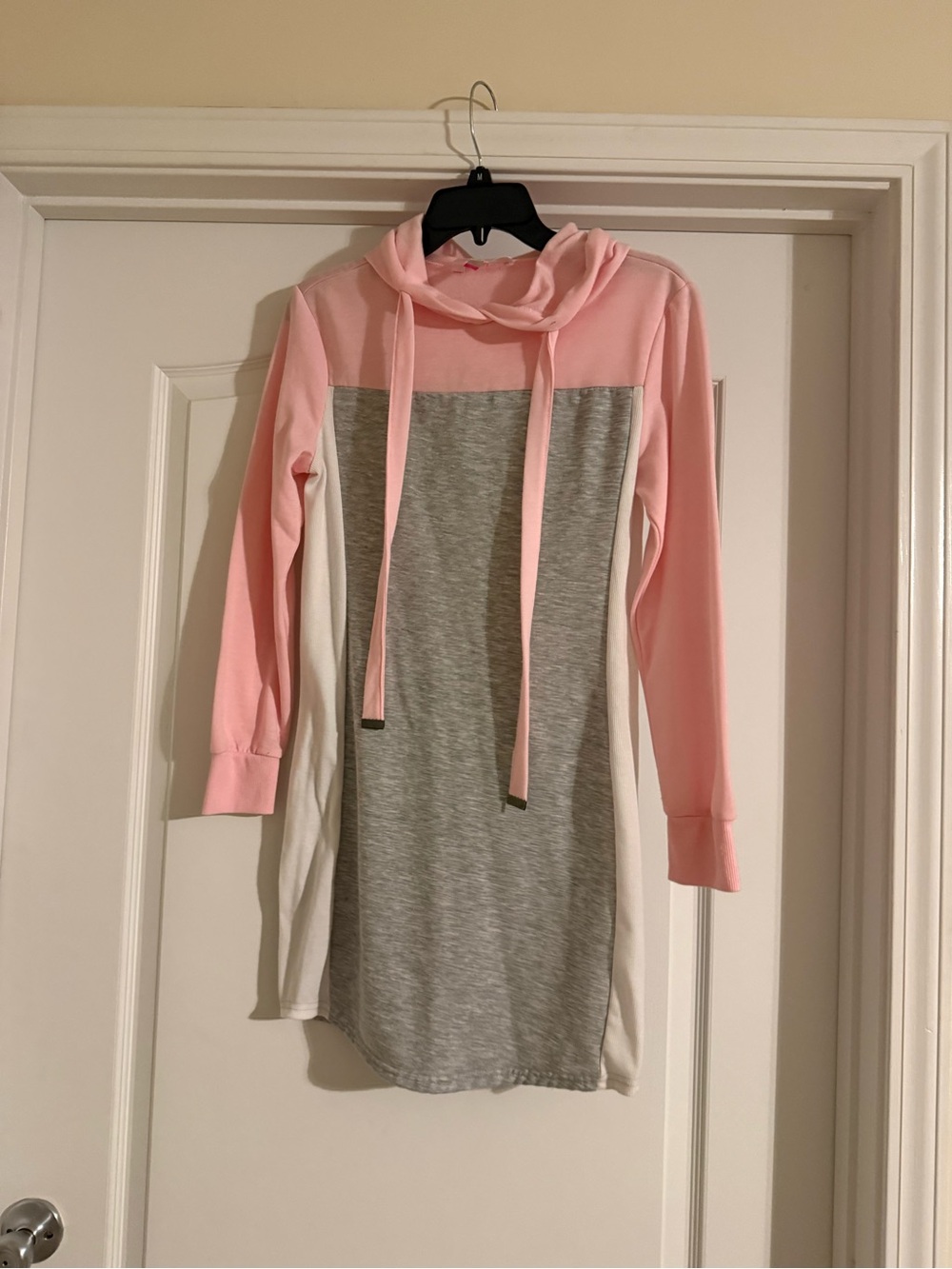 No Boundaries Pink, Gray & Cream Hooded Colorblock Long Sleeve Dress